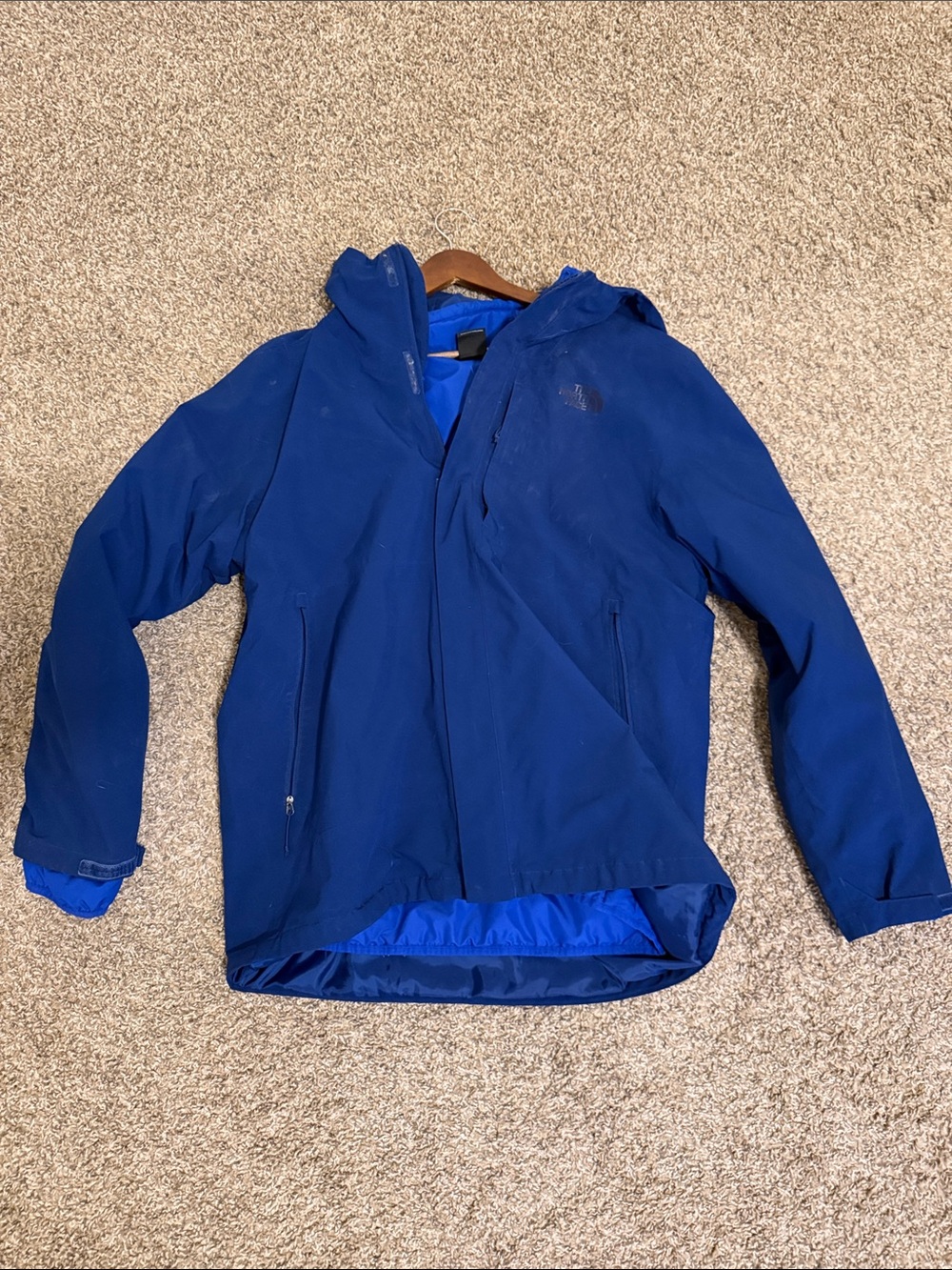 The North Face Men's Blue Hooded Raincoat